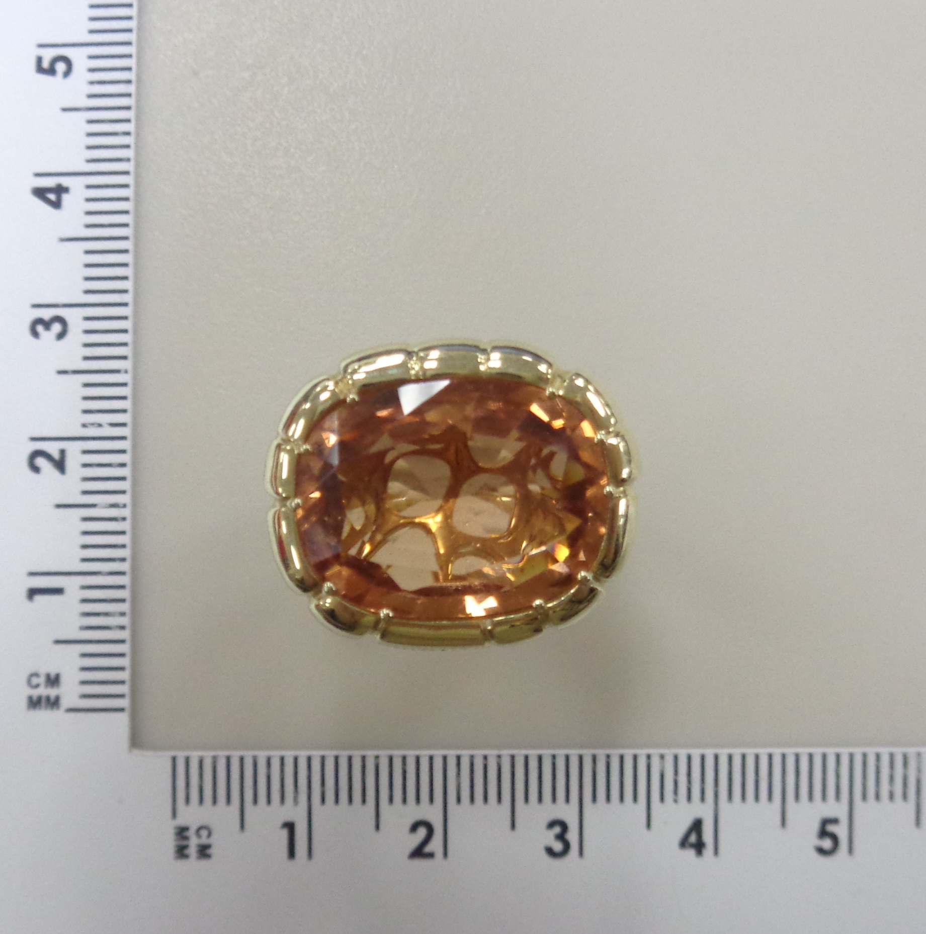 Кольцо из желтого золота с турмалином